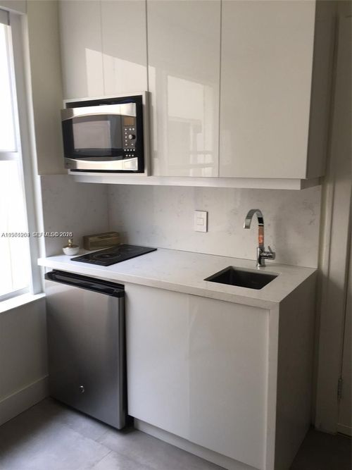 apt-8a-119 Menores Ave, Coral Gables, FL, 33134-4052 | Card Image