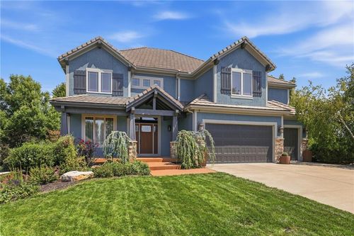16211 Overbrook Ln, Stilwell, KS, 66085-8428 | Card Image