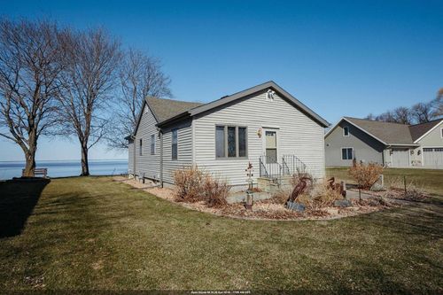 937 Paramount Drive, STOCKBRIDGE, WI, 53014 | Card Image