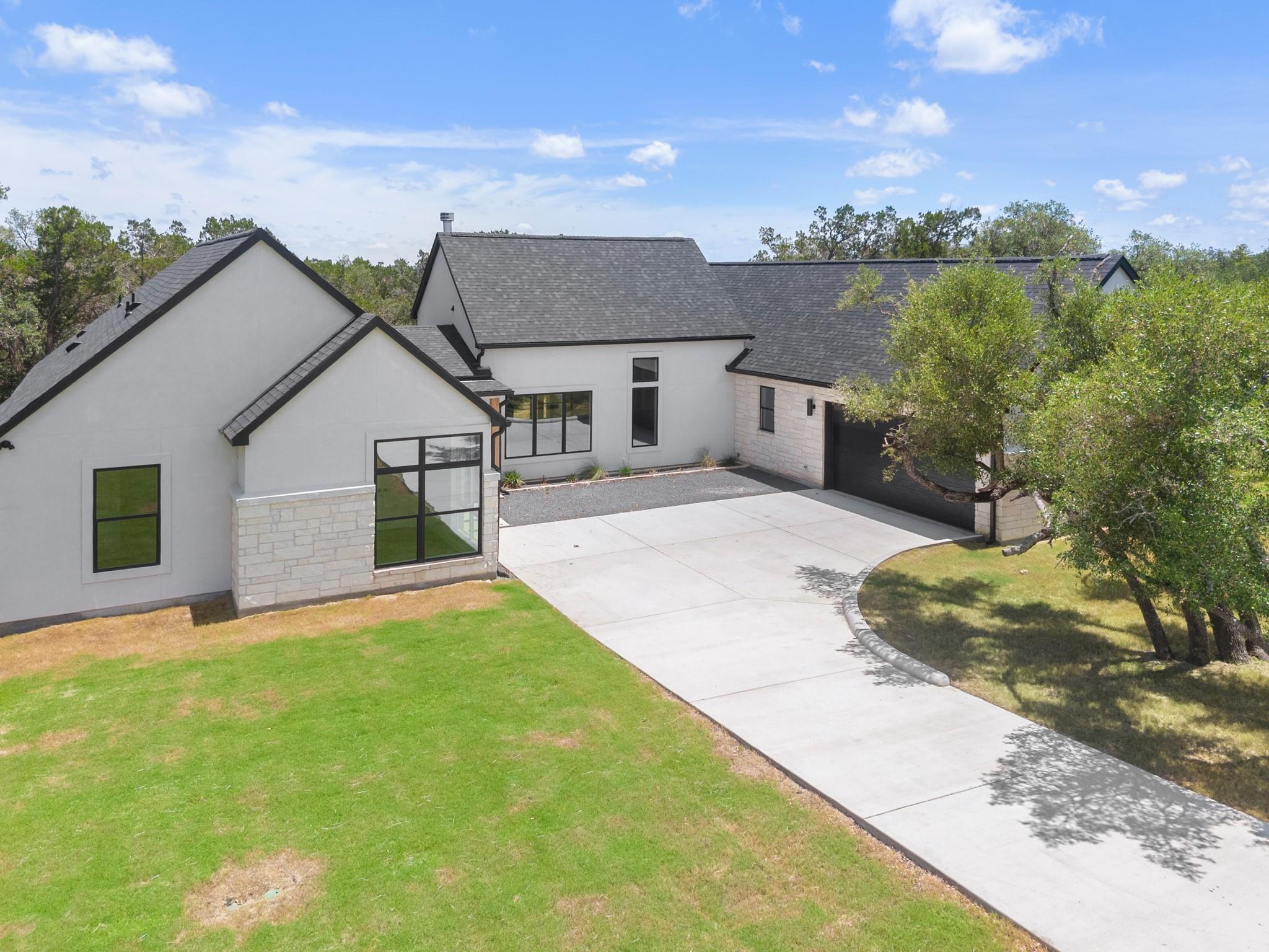 Residential Lease in Dripping Springs 2