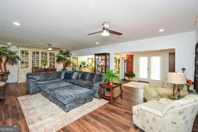 405 Laurel Spring Ct, House other with 4 bedrooms, 3 bathrooms and null parking in Canton GA | Image 48