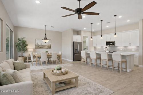 62797 E Thunder Rock Dr, Saddlebrooke, AZ, 85739-2424 | Card Image