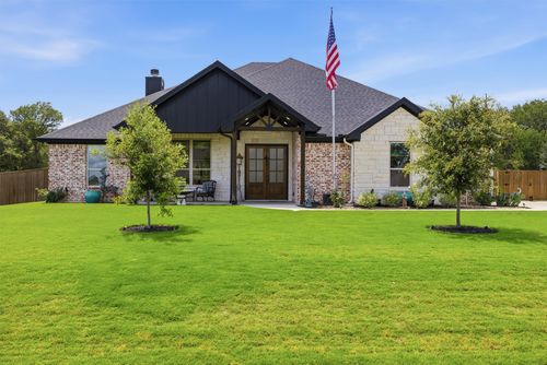 11205 Golden Eagle Ave, Salado, TX, 76571-6694 | Card Image