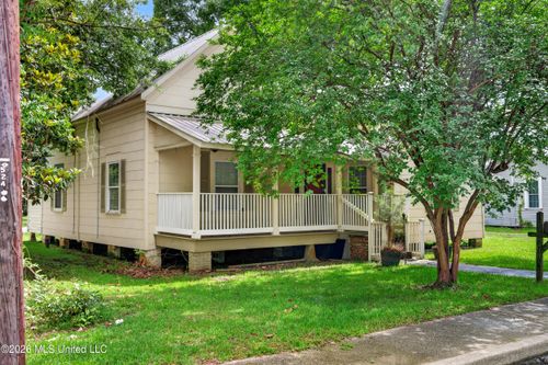 522 E Canal St, Picayune, MS, 39466-4514 | Card Image