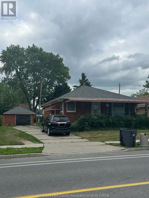 1544 Pillette Rd, Windsor, ON, N8Y3C2 | Card Image