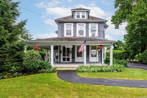 52 N Ocean Ave, Islip, NY, 11751-3404 | Card Image