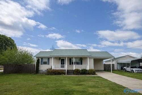 2070 County Road 15, Boaz, AL, 35957-8002 | Card Image