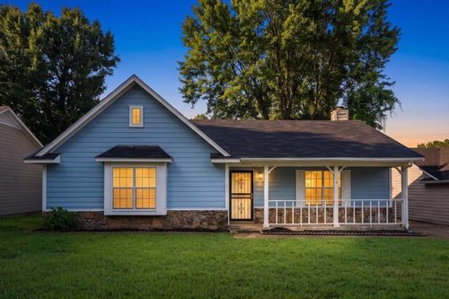 4569 Columbia Woods Ln, Millington, TN, 38053-8121 | Card Image