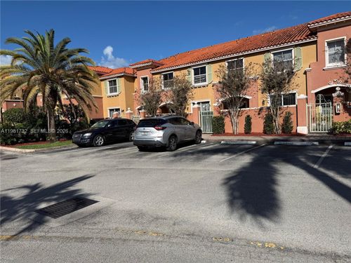 1909-764 Sw 106th Ave, Pembroke Pines, FL, 33025-6911 | Card Image