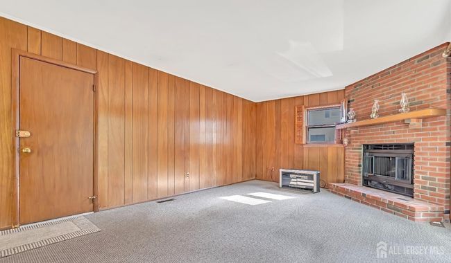 3996 Park Ave, House other with 4 bedrooms, 3 bathrooms and null parking in Edison NJ | Image 10
