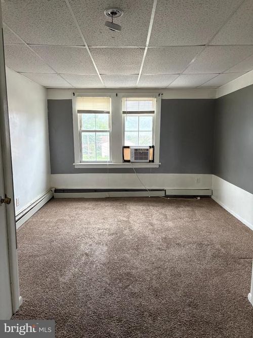 5-121 N Broad Street, Woodbury, NJ, 08096 | Card Image