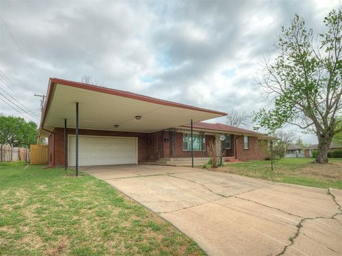 2901 Nw Bell Ave, Lawton, OK, 73505-6232 | Card Image