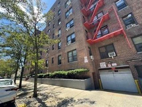 apt-1e-8830 182nd St, Hollis, NY, 11423-1701 | Card Image