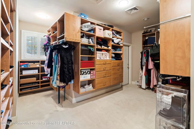 17 Raintree Ct, House other with 5 bedrooms, 5 bathrooms and null parking in Holmdel NJ | Image 30