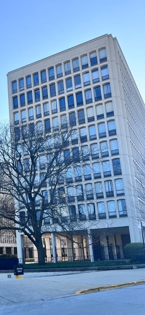 518s-1450 E 55th Place, Chicago, IL, 60637 | Card Image