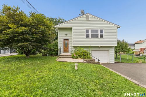10 Purcell Dr, Danbury, CT, 06810-7072 | Card Image