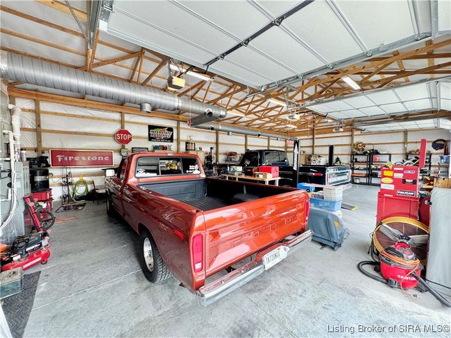 3 Car Garage | Image 28