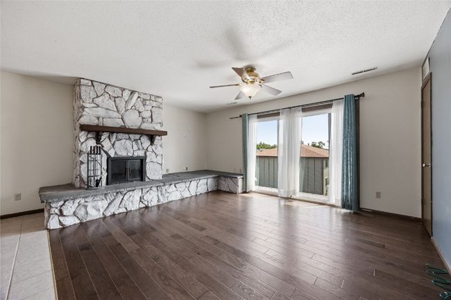 APT-7 - 1005 Bridgit Ct Se, Condo with 2 bedrooms, 1 bathrooms and null parking in Cedar Rapids IA | Image 4