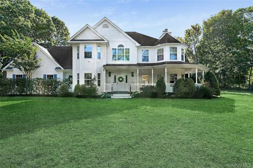 411B Mill Rd, Westhampton, NY, 11977-1261 | Card Image