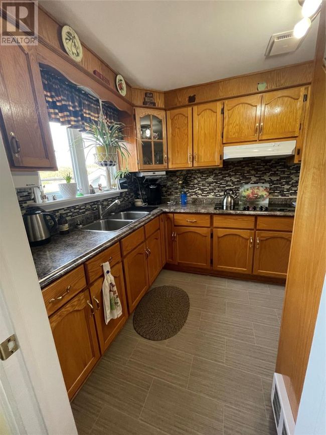 32 Main Road, House other with 3 bedrooms, 1 bathrooms and null parking in New Chelsea NL | Image 9