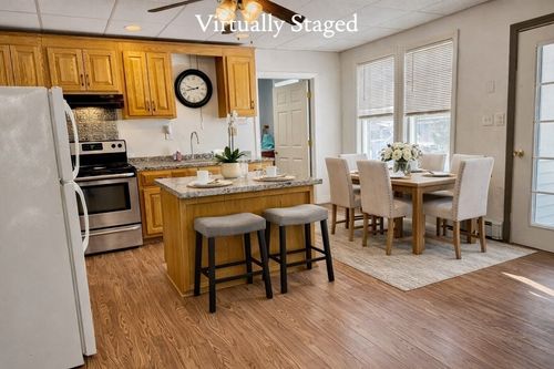 30 Broad St, Fall River, MA, 02724-2004 | Card Image