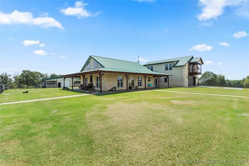 4004 W Spring Creek Rd, Tishomingo, OK, 73460 | Card Image