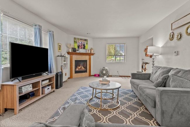 4642 Ridge Court, Condo with 3 bedrooms, 2 bathrooms and null parking in MANITOWOC WI | Image 5