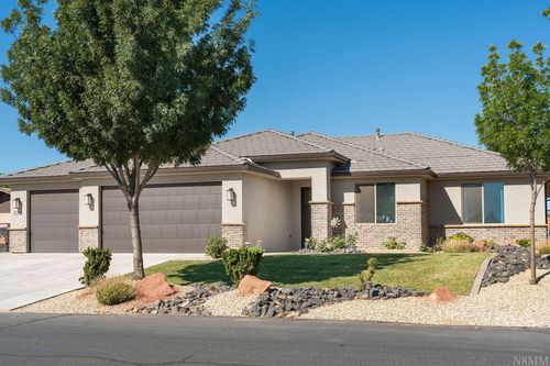 1576 Evergreen Dr, St. George, UT, 84790-8210 | Card Image
