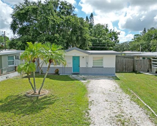 718 Northmoor Ave N, ST PETERSBURG, FL, 33702-6618 | Card Image