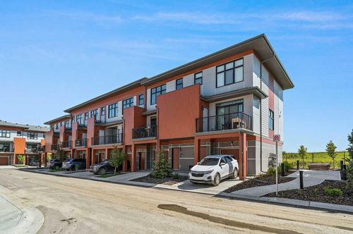 702-400 Belmont Street Sw, Calgary, AB, T2X4C1 | Card Image