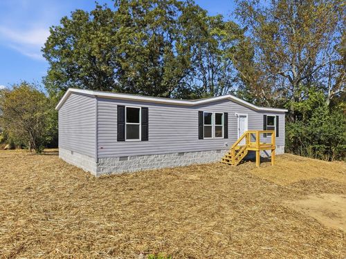 138 Fish Rd, Sparta, TN, 38583-3021 | Card Image