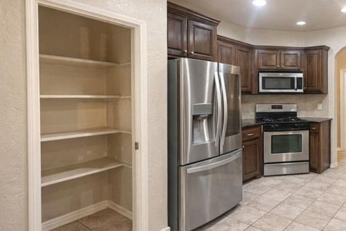 832 Carol Ann Place, Moore, OK, 73160 | Card Image