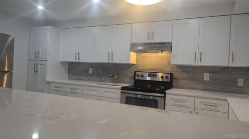 9 Harrison St, West Harrison, NY, 10604-2515 | Card Image