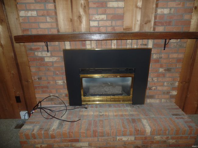 370 Shyla Ln, House other with 3 bedrooms, 2 bathrooms and null parking in Bloomfield IN | Image 6