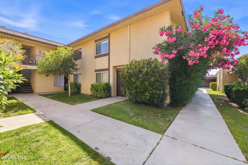 unit-6-42841 15th Street, Lancaster, CA, 93534 | Card Image