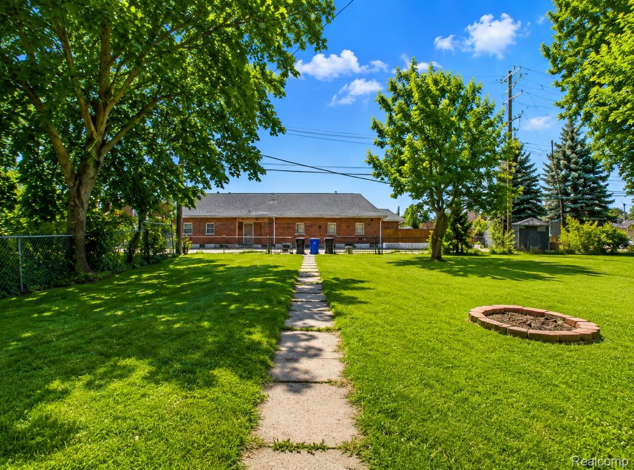 Residential in Detroit 5