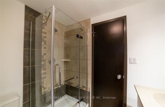 125 Lakeside Dr, House other with 4 bedrooms, 2 bathrooms and 4 parking in Grimsby ON | Image 24