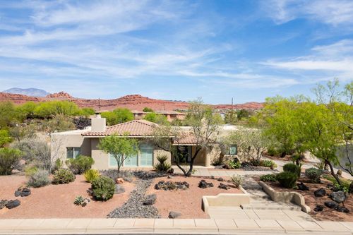 30 Bedrock Cir, Santa Clara, UT, 84765-5213 | Card Image