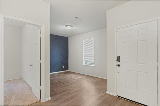 2131 Lost Timbers Dr, House other with 3 bedrooms, 2 bathrooms and 2 parking in Conroe TX | Image 7