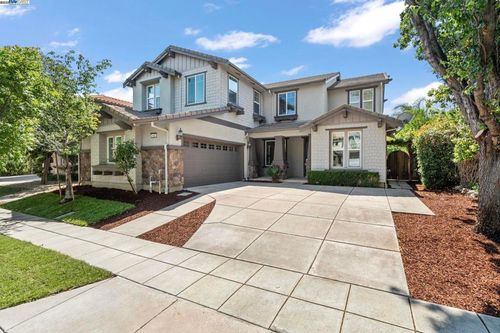 408 N Sierra Madre St, Mountain House, CA, 95391-1196 | Card Image