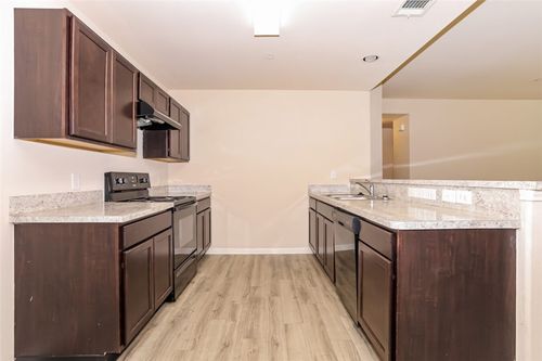 2017 Oakwood Forest Dr, Bryan, TX, 77803-1608 | Card Image