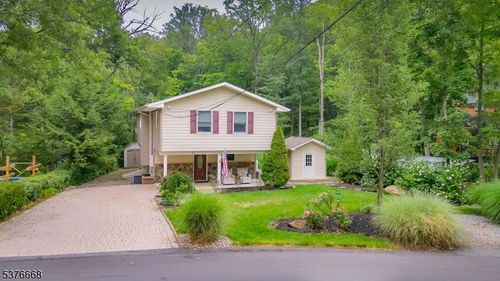 11 White Birch Trl, Oak Ridge, NJ, 07438 | Card Image