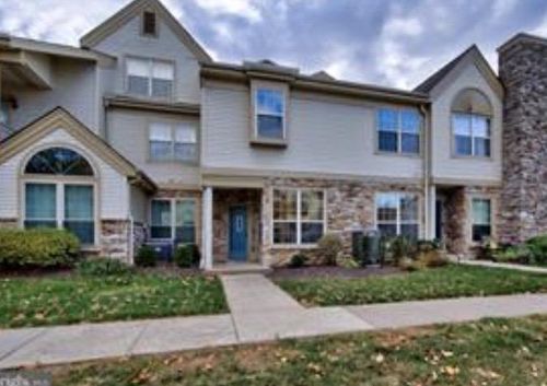 1302 Foxmeadow Dr, ROYERSFORD, PA, 19468-1556 | Card Image