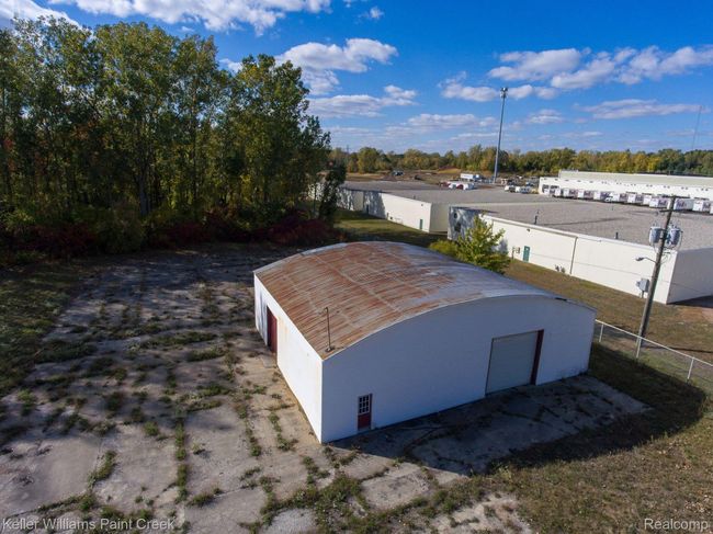 Large building 2 | Image 15