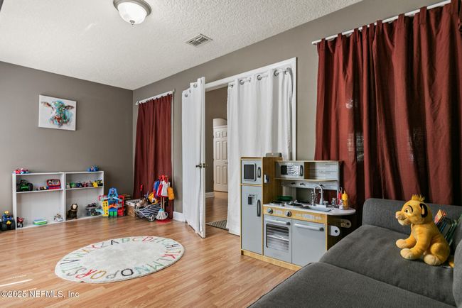 85 Murray St N, House other with 3 bedrooms, 2 bathrooms and null parking in Baldwin FL | Image 12