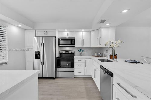 apt-f3-3301 Aruba Way, Coconut Creek, FL, 33066-2614 | Card Image