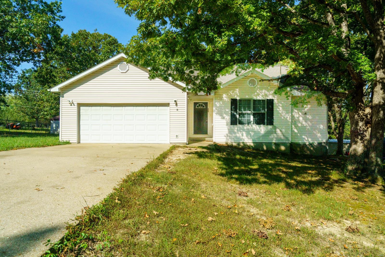 Hawkridge Ln, Dixon, MO 65459