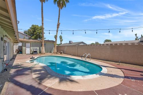 1535 Mancha Dr, Boulder City, NV, 89005-3622 | Card Image