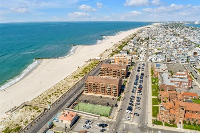 PH-5-S - 750 W Broadway, Condo with 3 bedrooms, 3 bathrooms and 2 parking in Long Beach NY | Image 31