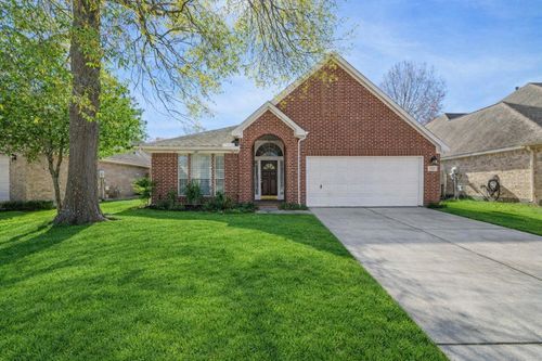 1722 Red Oak Ter, Kingwood, TX, 77339-2935 | Card Image
